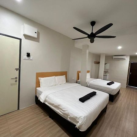 Homestay Suria กัวลากังซาร์ ภายนอก รูปภาพ