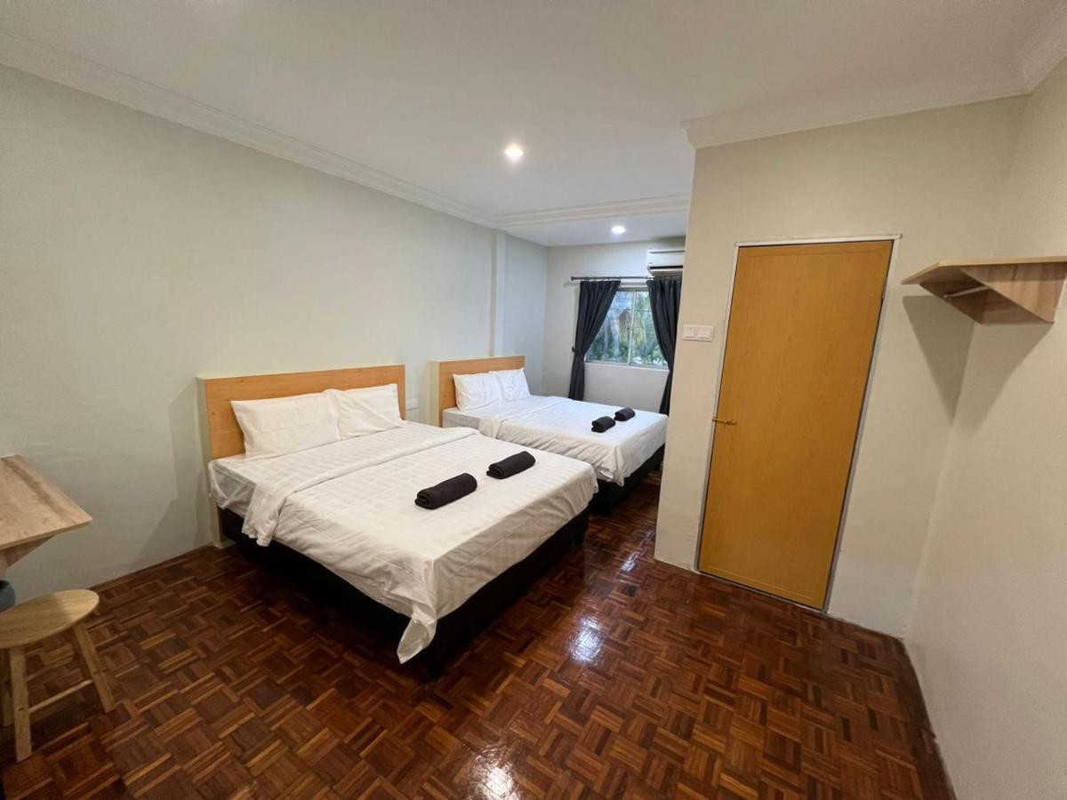 Homestay Suria กัวลากังซาร์ ภายนอก รูปภาพ