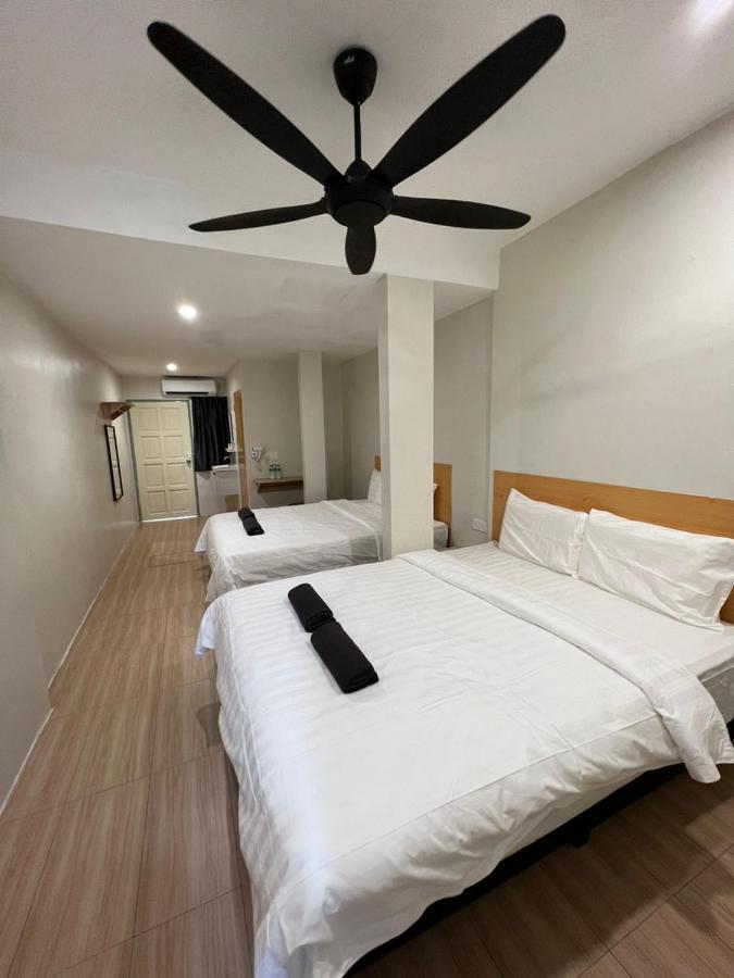 Homestay Suria กัวลากังซาร์ ภายนอก รูปภาพ